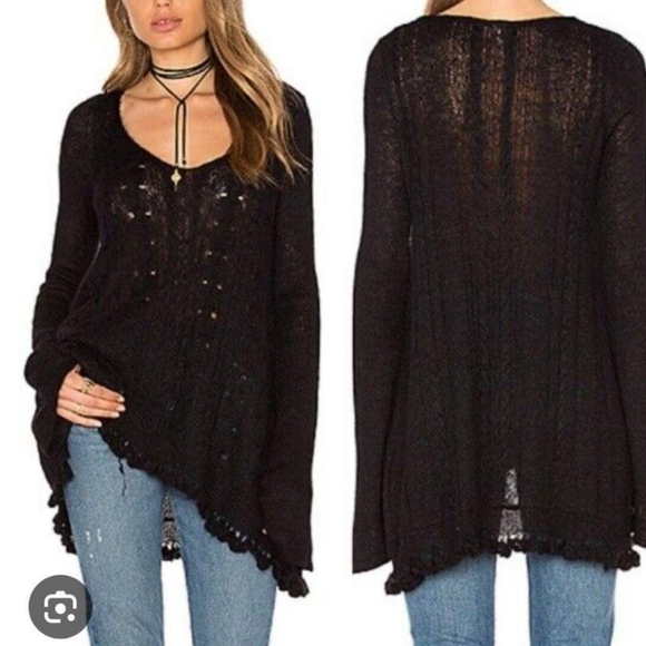 Free People Sweaters - Free People Waterfall Pullover Alpaca Blend V-Neck Black Sweater, Bell, XS , EUC
